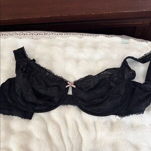 Victoria’s Secret body by Victoria lace bra unlined Demi black 36G New